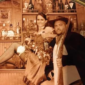 Meet your Posher, Darrell-melissa